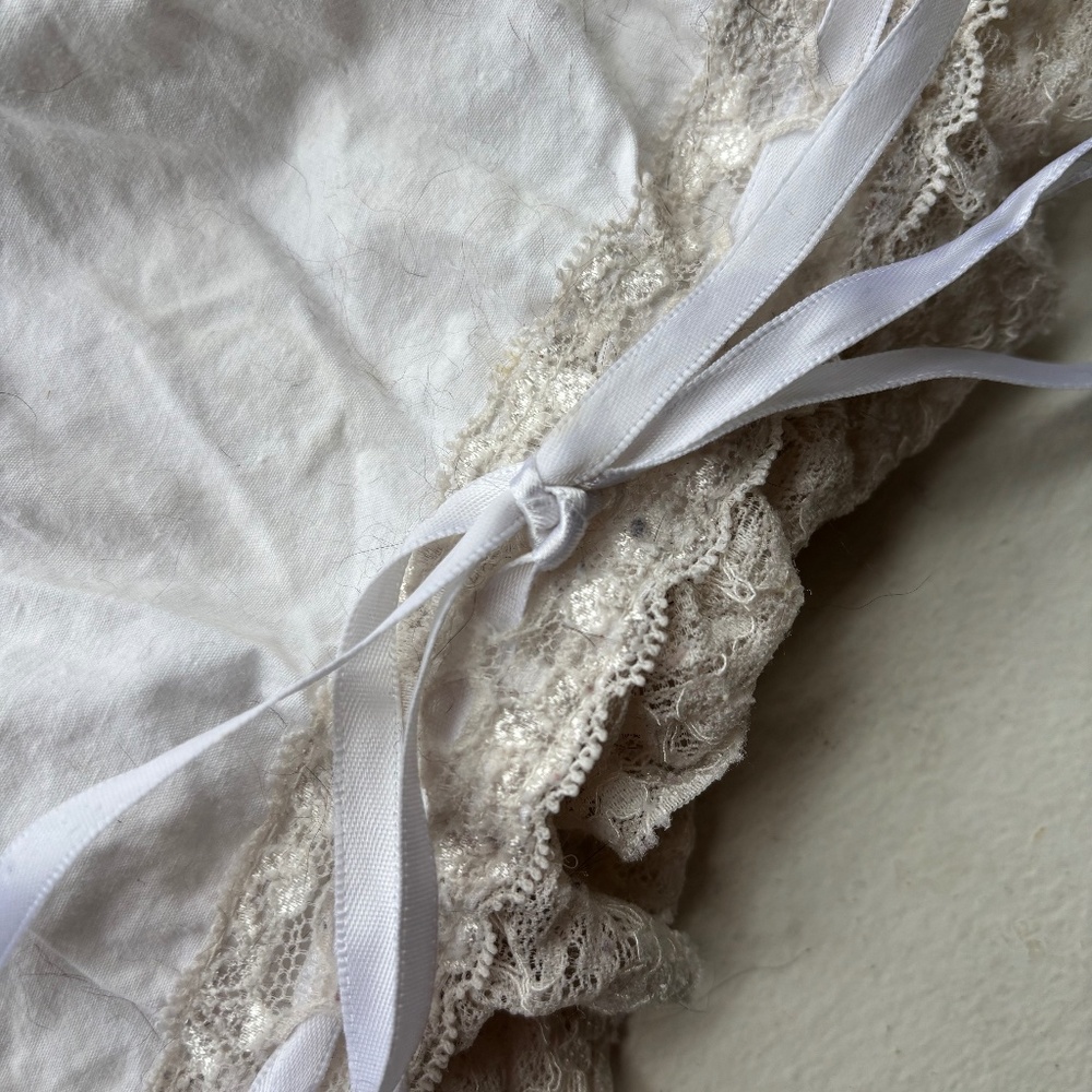 Coquette Lacey Shorts - Picture 2 of 3